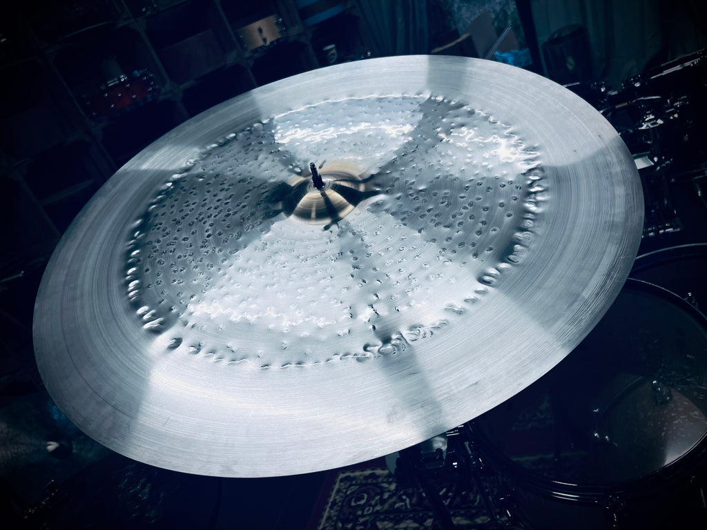 Kmicic a titanium gold bell Swish ride China 30”