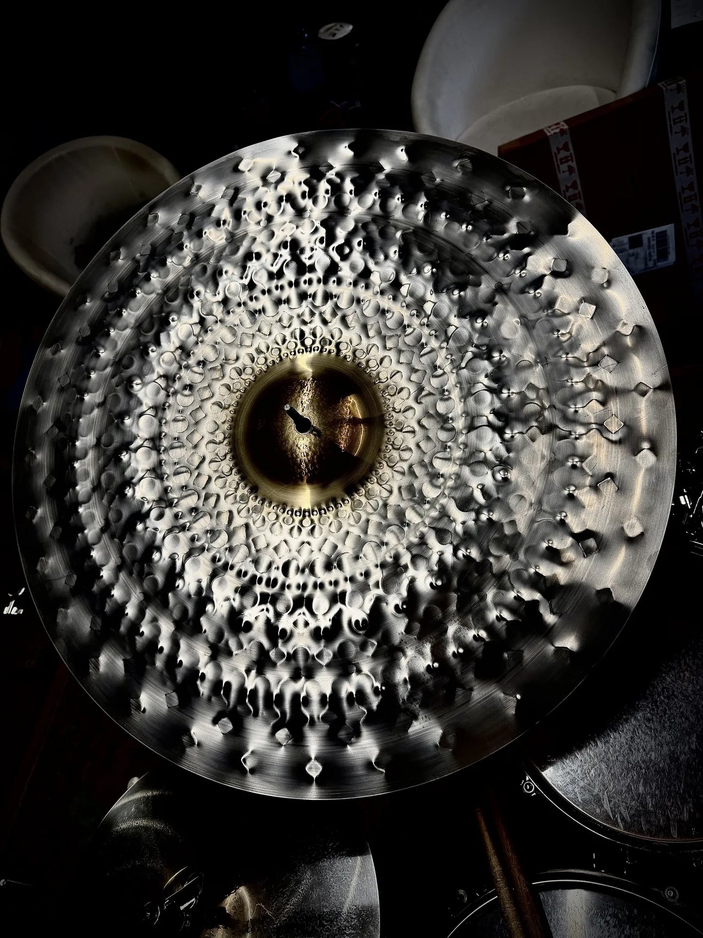 24 inch Kmicic Masterpiece Dry Dry Trash Ride heavy handmade titanium cymbal extremely dry hand hammered