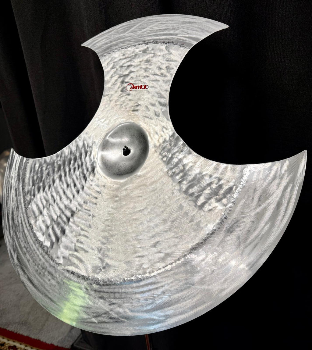 Kmicic Halabardnik 24 inch handmade titanium China cymbal halberd shape dark sandy short trashy sound