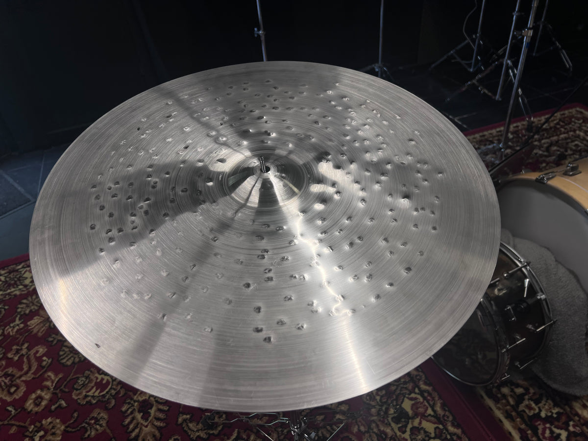 Kmicic moon titanium ride cymbal 22”