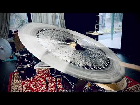 Kmicic a titanium gold bell Swish ride China 30”